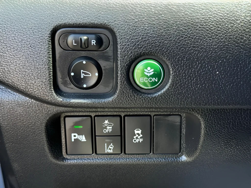 2025 Honda Passport EX-L - Photo 27