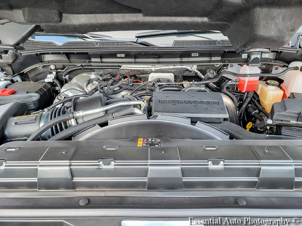 New 2026 Glacier White Tricoat GMC Denali Ultimate image 18