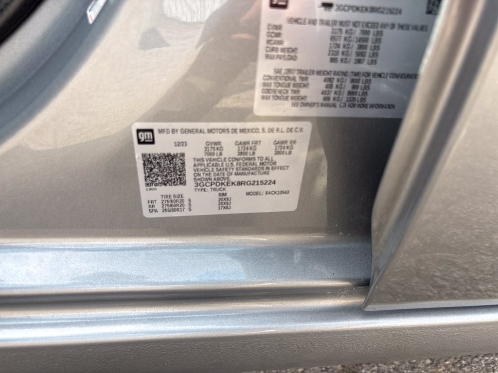 Used 2024 Gray Chevrolet LT image 24