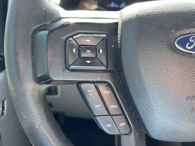 Used 2020 Black Ford XLT image 26