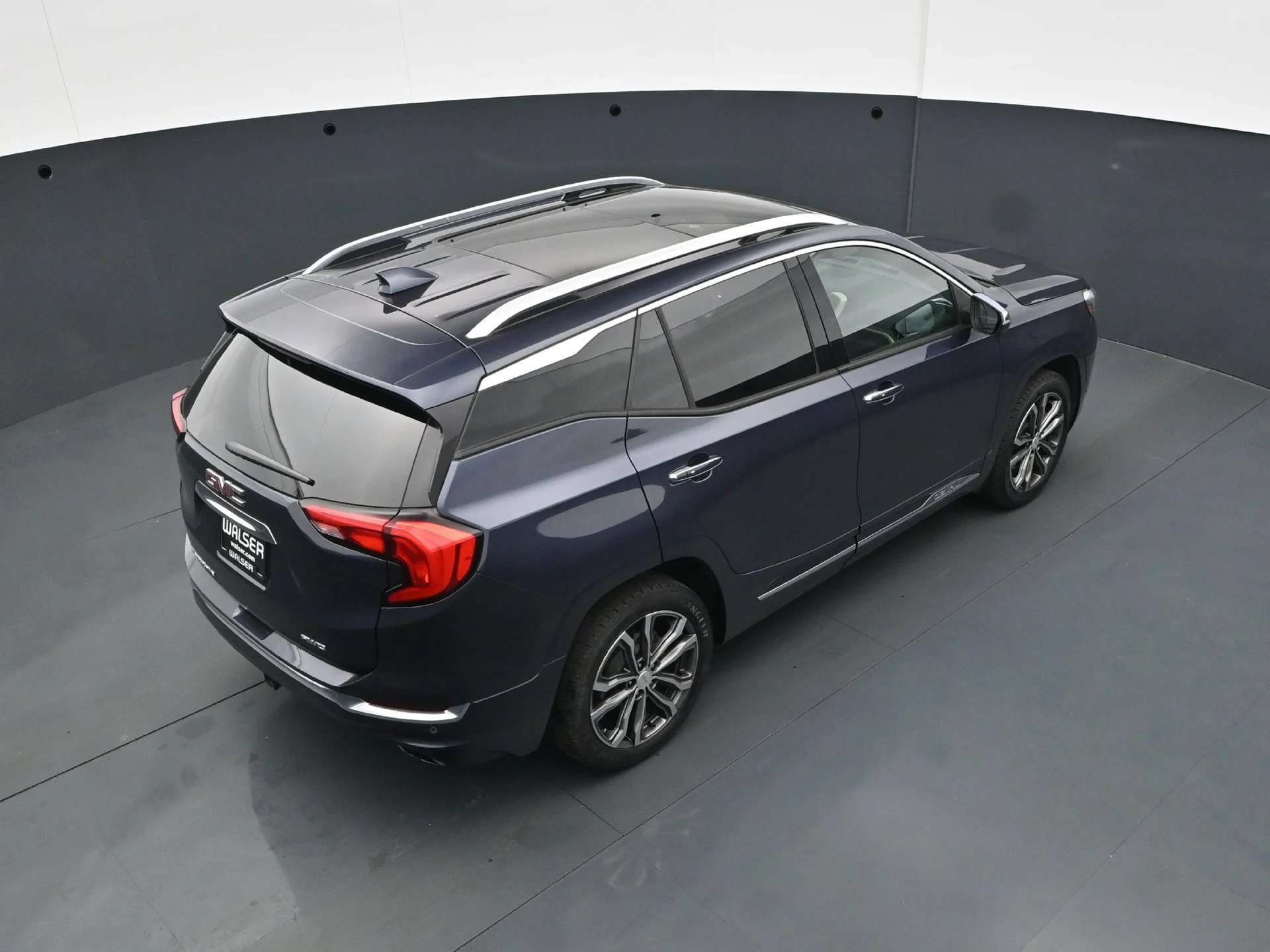 Used 2018 Blue Steel Metallic GMC Denali image 42