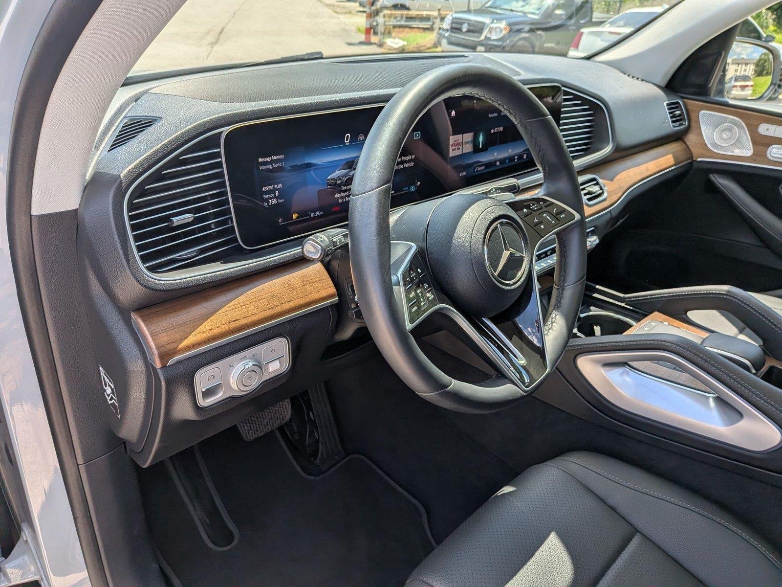 Used 2024 MANUFAKTUR Alpine Grey Mercedes-Benz GLE 350 image 17