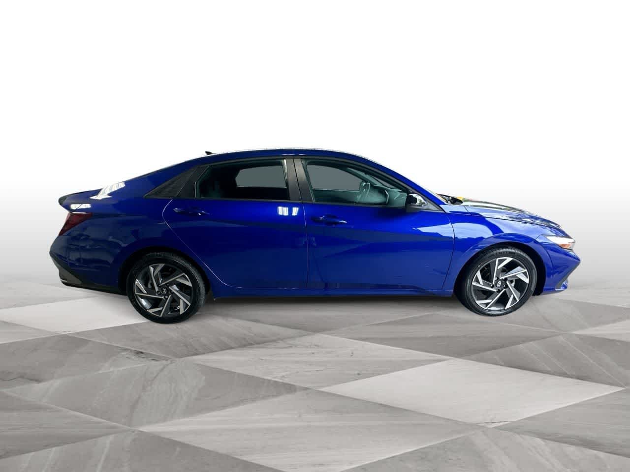 2025 Hyundai Elantra SEL - Photo 9