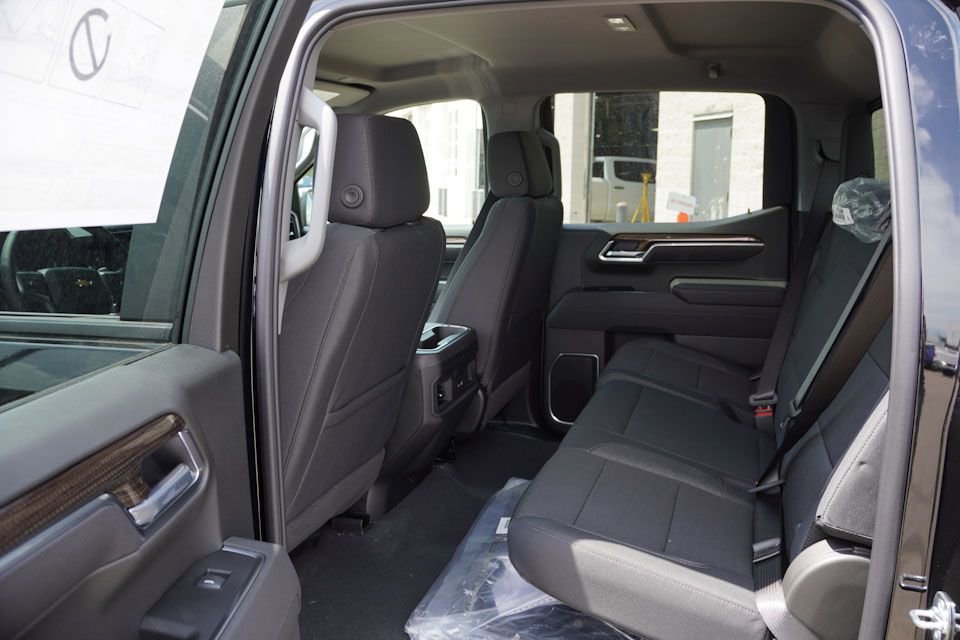 2026 Chevrolet Silverado 1500 LT - Photo 11