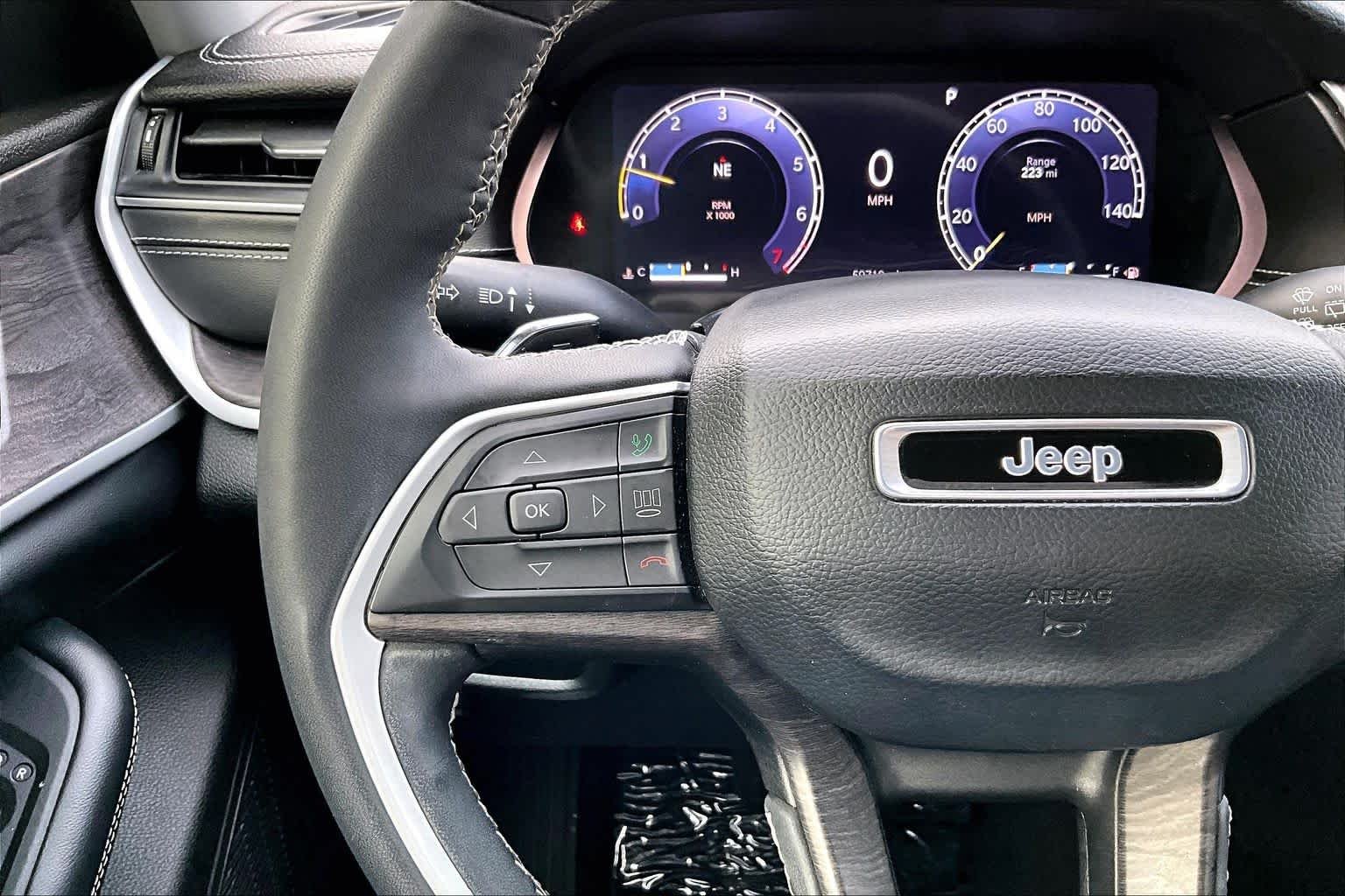 Used 2023 Bright White Clearcoat Jeep Limited image 23