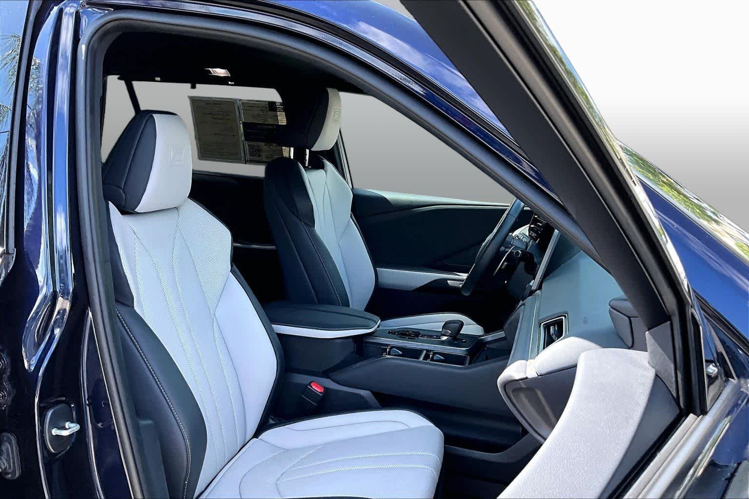 Used 2025 Nightfall Mica Lexus F SPORT Premium image 9