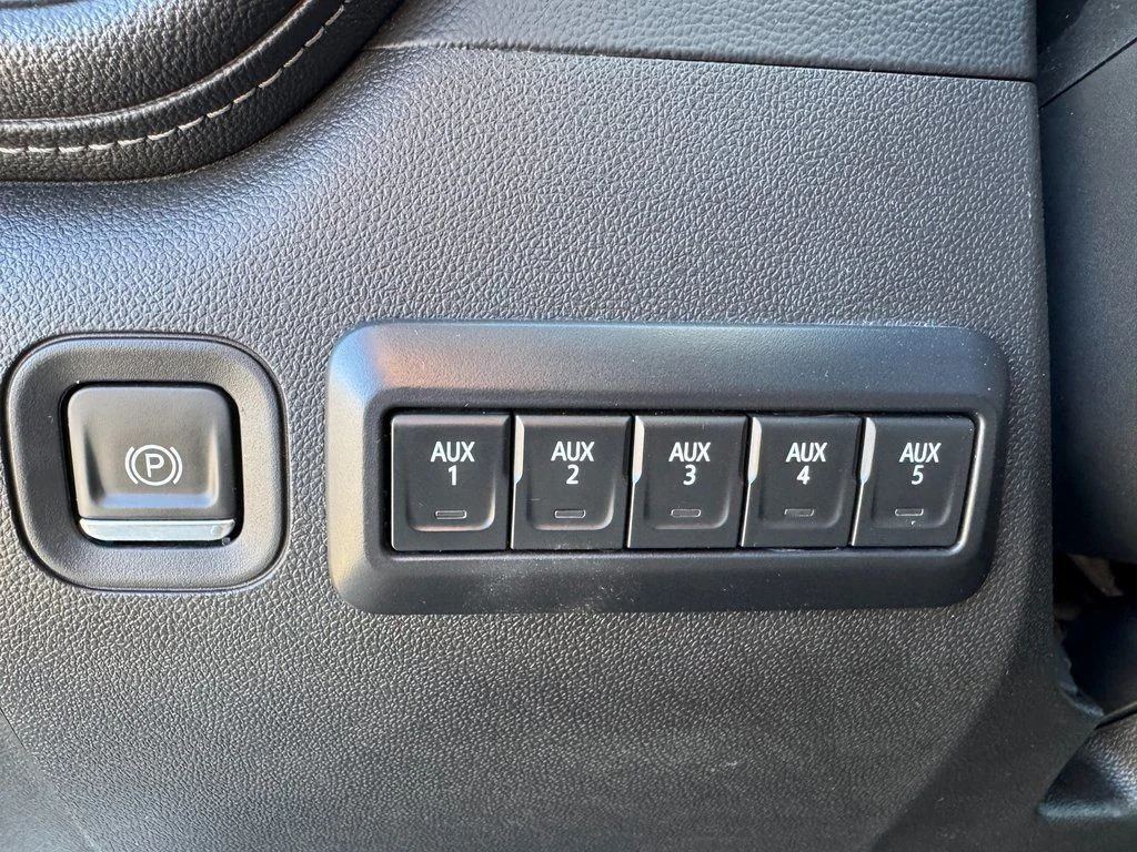 2021 Chevrolet Silverado 3500HD LT - Photo 43