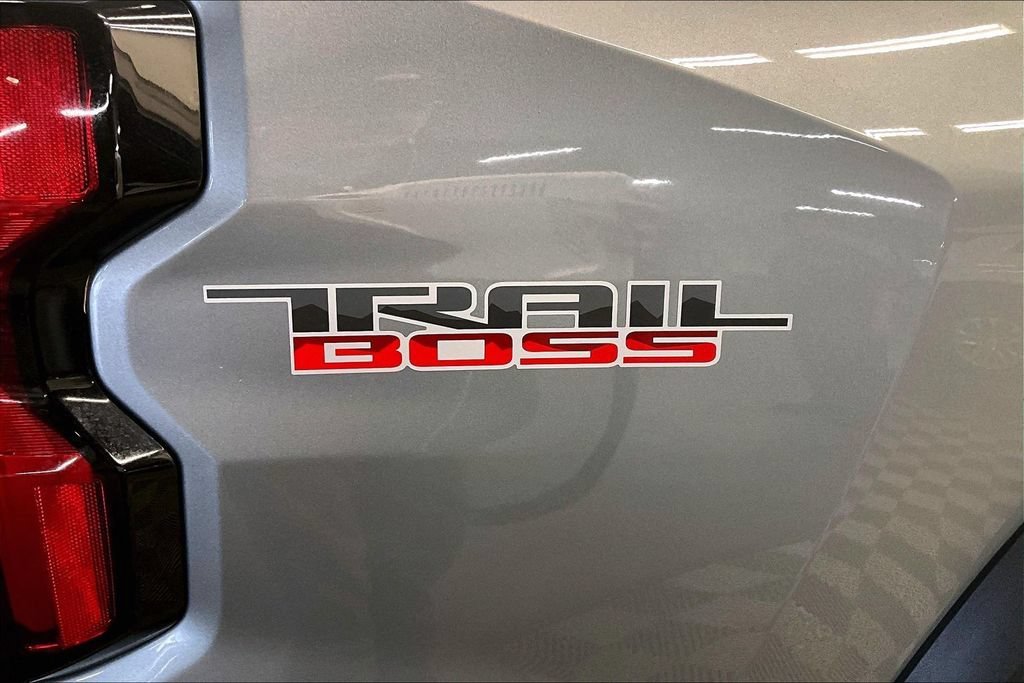 Used 2023 STERLING GRAY METALLIC Chevrolet 4WD Trail Boss image 7