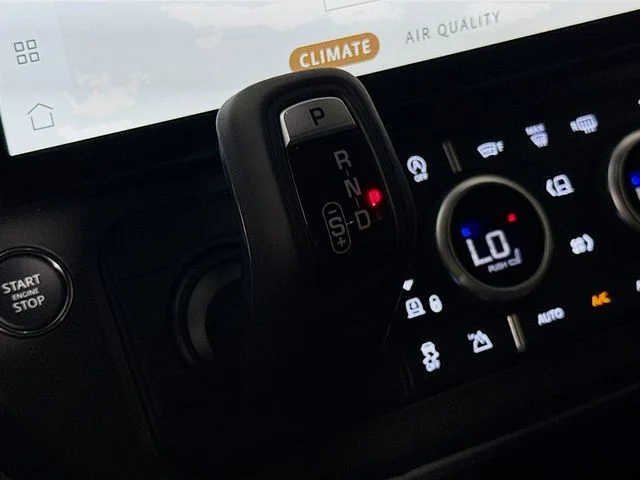 2026 Land Rover Defender V8 - Photo 19