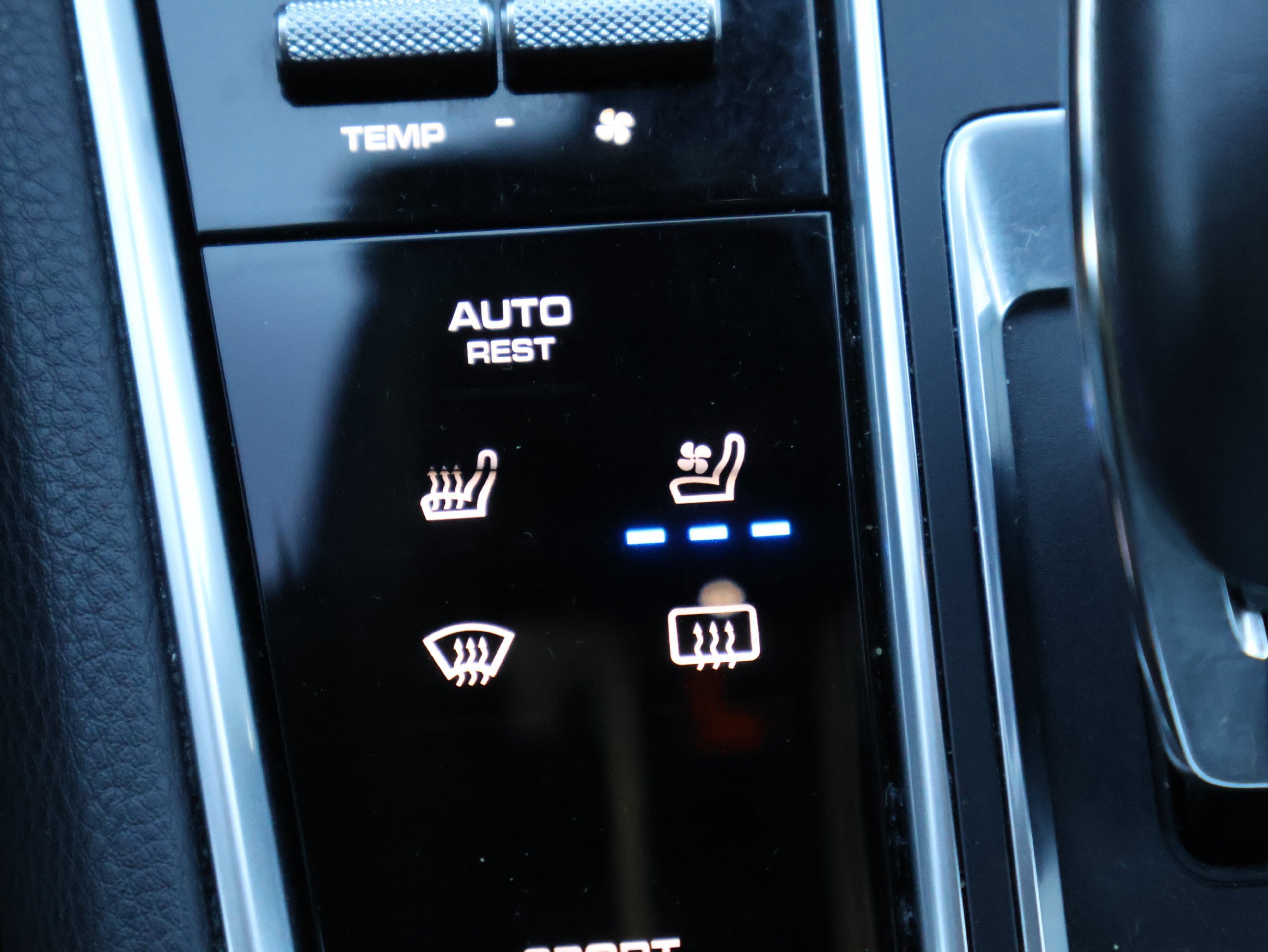 Used 2018 Black Porsche 4 image 26