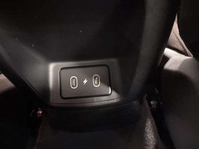 Certified Used 2025 White Hyundai SEL Sport image 21