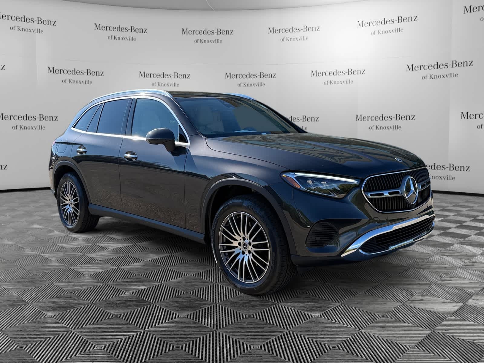 Certified Used 2023 Graphite Grey Metallic Mercedes-Benz GLC 300 image 7