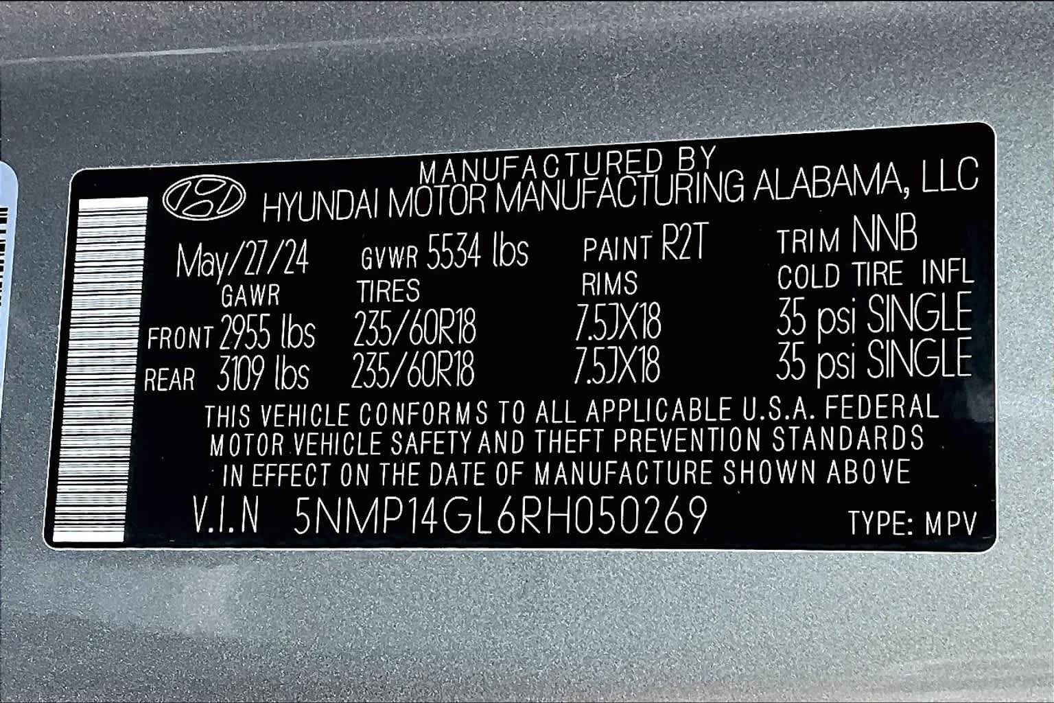 Used 2024 Shimmering Silver Hyundai SE image 35