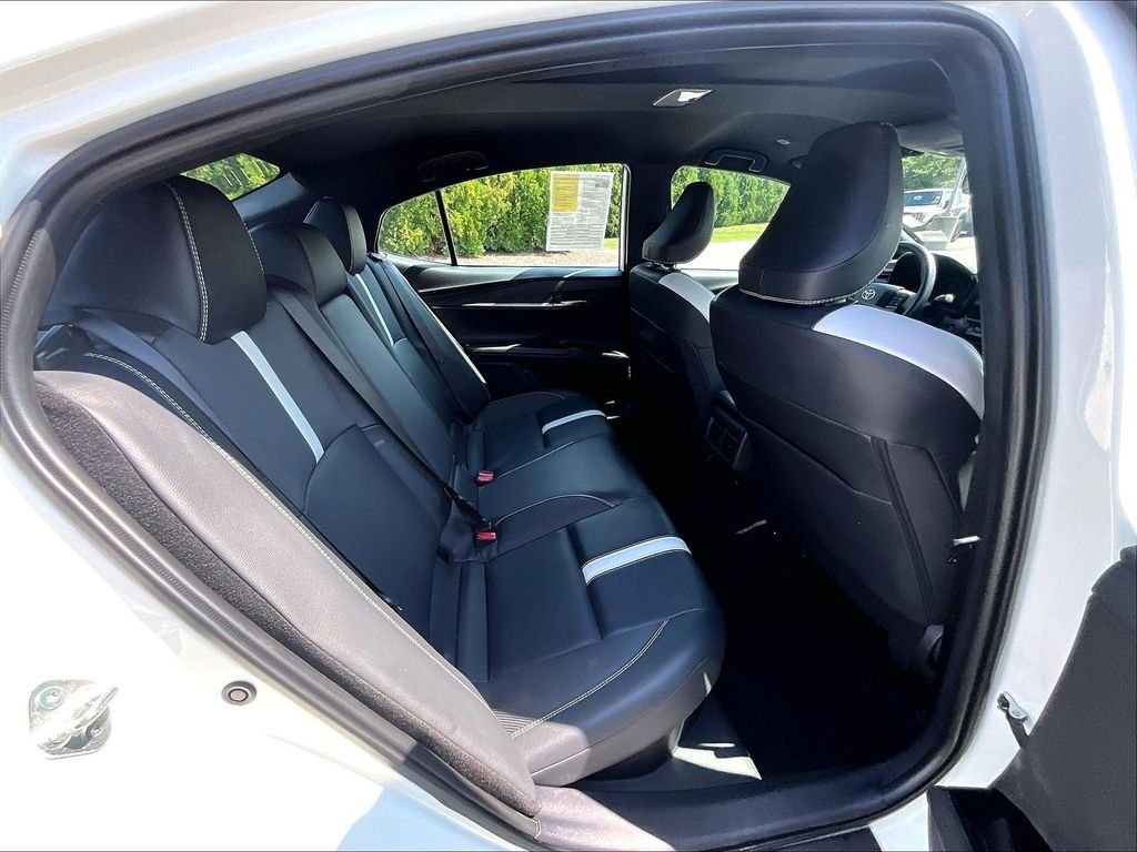 Used 2025 White Toyota SE image 16