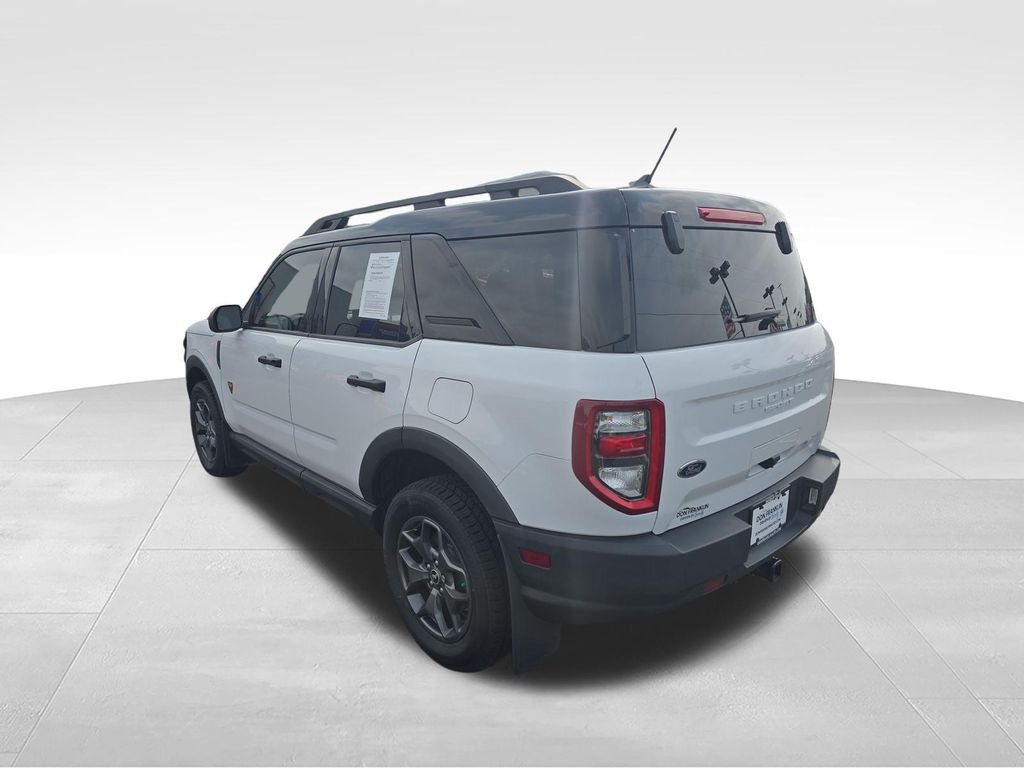 Used 2021 White Ford Badlands image 3