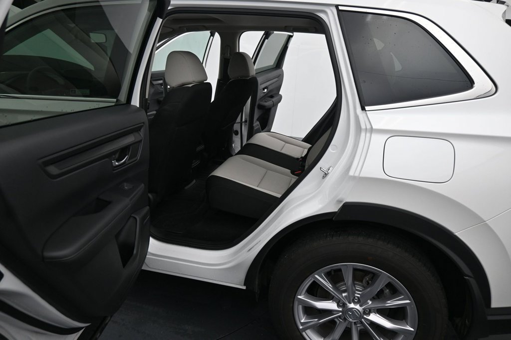 Used 2024  Honda EX image 18
