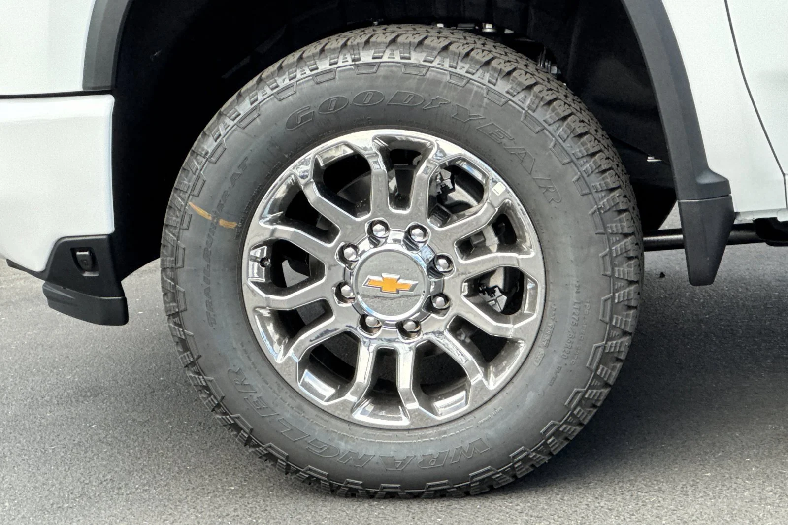 2026 Chevrolet Silverado 3500 HD LT view 24
