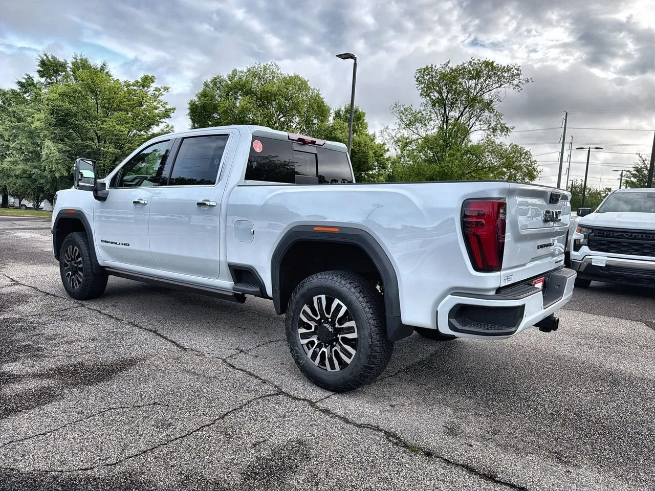 New 2026 Glacier White Tricoat GMC Denali Ultimate image 6