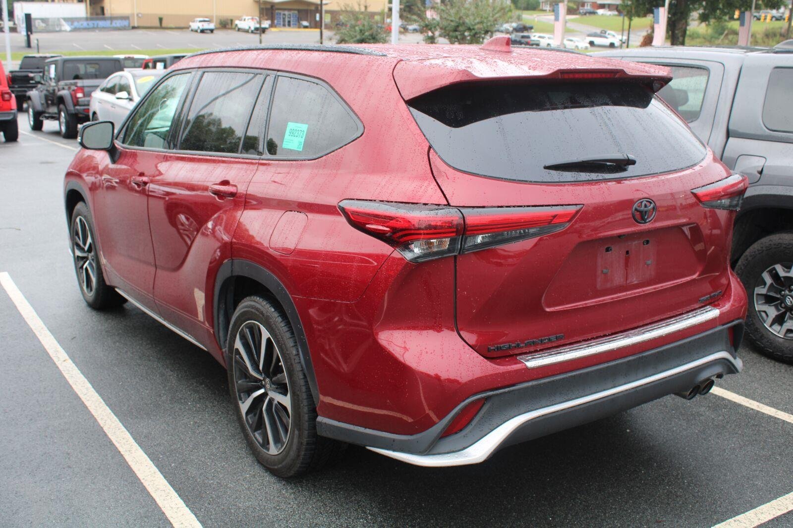 Used 2022 Ruby Flare Pearl Toyota XSE image 8