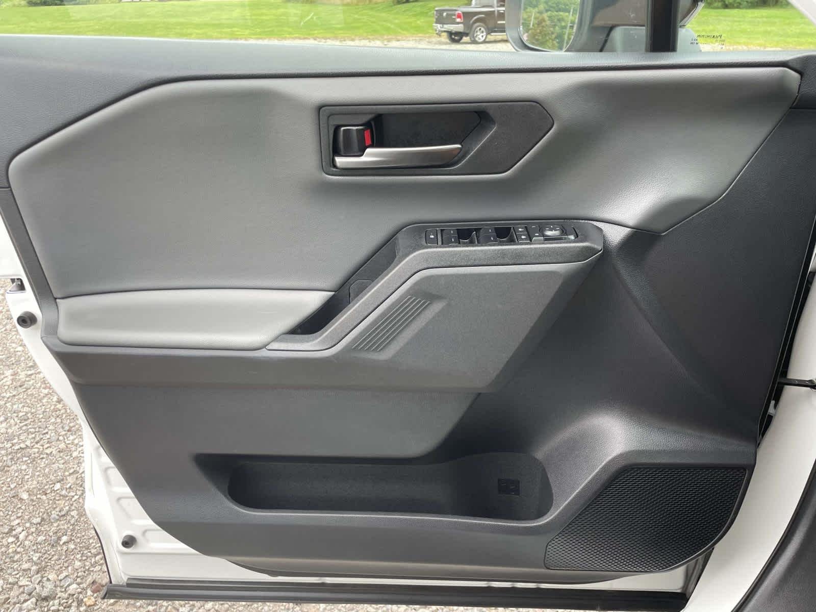 Used 2026 Wind Chill Pearl Toyota XLE Premium image 45