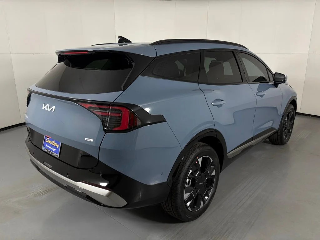 New 2026 Heritage Blue Kia SX Prestige image 8