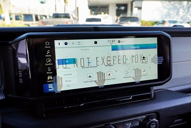 New 2026 Black Clear-Coat Exterior Paint Jeep Sport S image 30