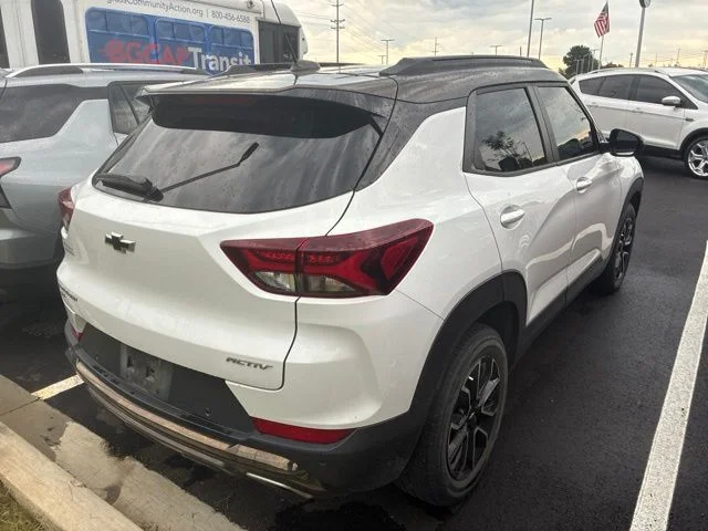 Used 2021 Summit White Chevrolet ACTIV image 6