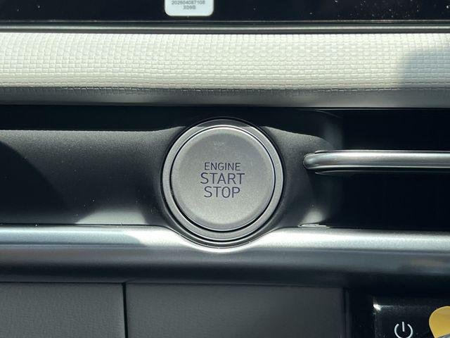 New 2026 Blue Hyundai SEL Plus FWD image 21