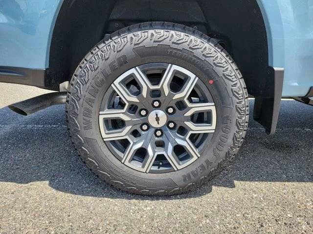 2026 Chevrolet Colorado Z71 - Photo 5
