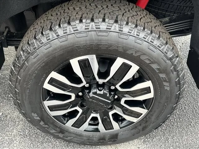 New 2026 Onyx Black GMC Denali Ultimate image 17