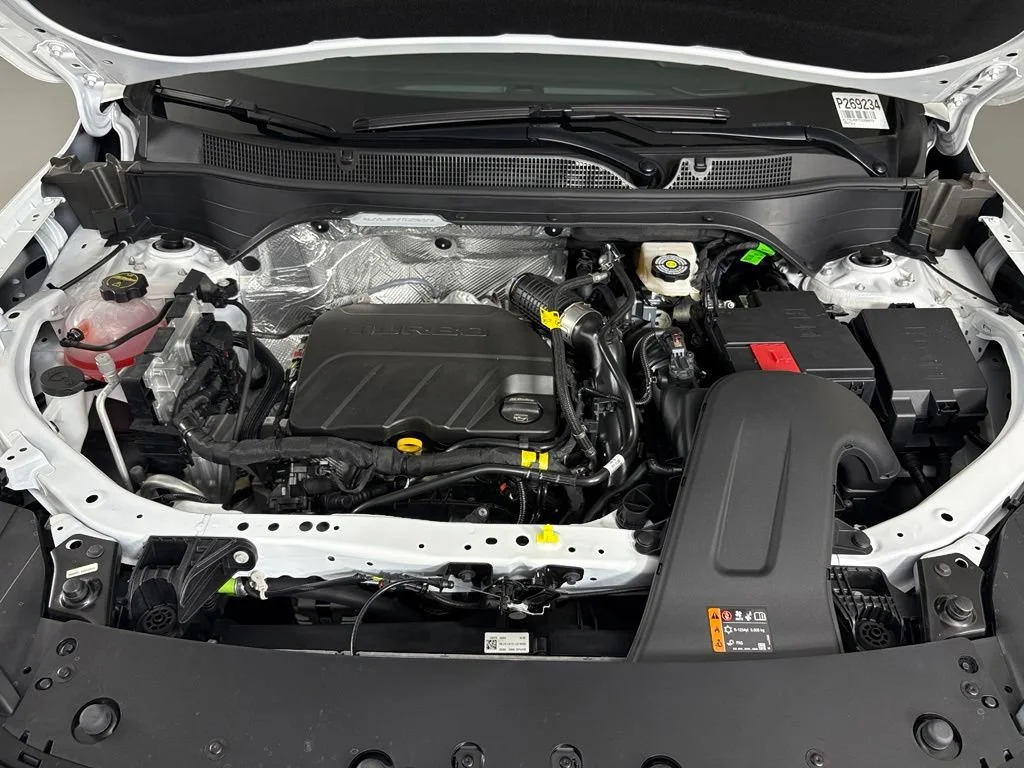 New 2026 Summit White Chevrolet 2RS image 45