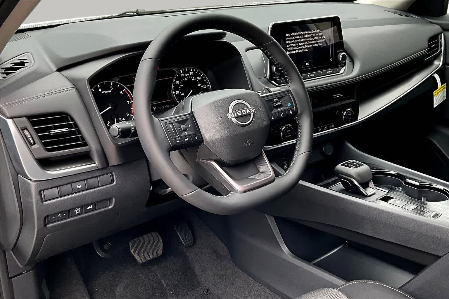New 2026 Everest White Pearl TriCoat Nissan SV image 10
