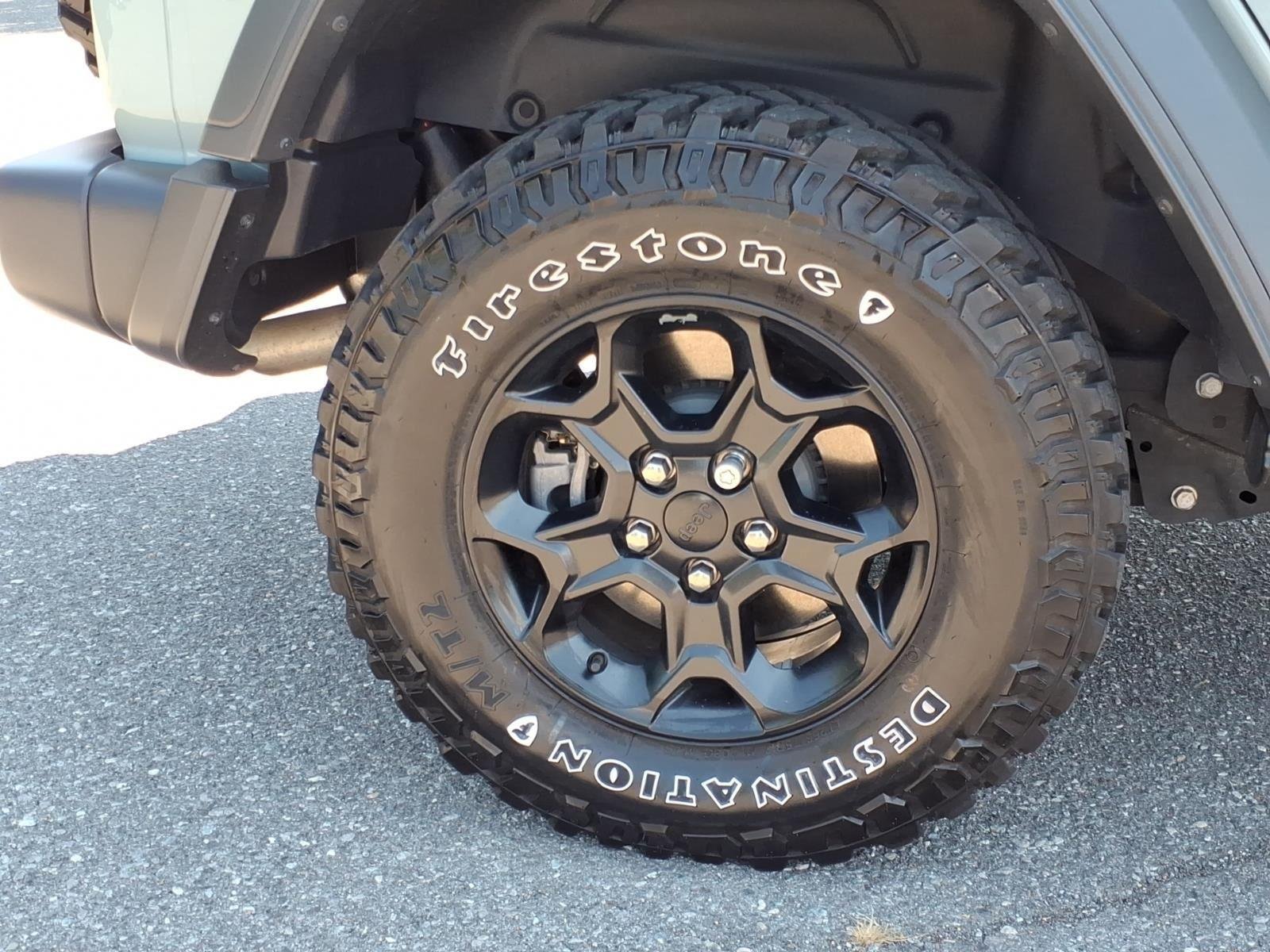 Used 2023 Earl Clearcoat Jeep Willys *One Touch Top* image 13