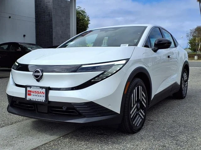 New 2026 Everest White Pearl TriCoat Nissan SV+ image 3