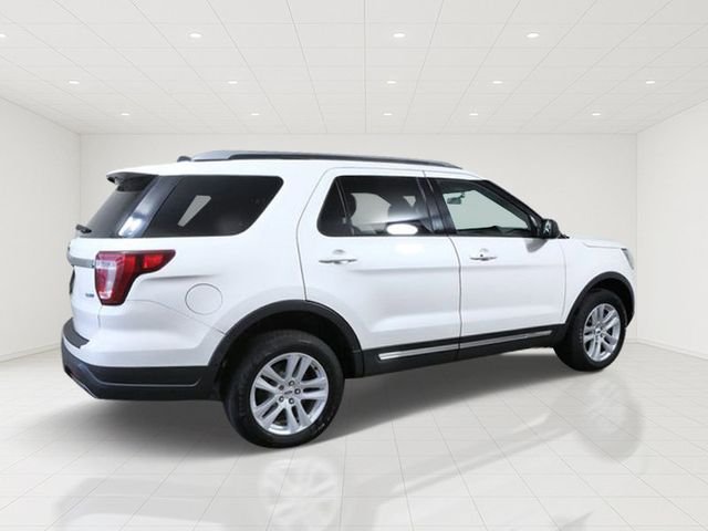 Used 2018 White Ford XLT image 6