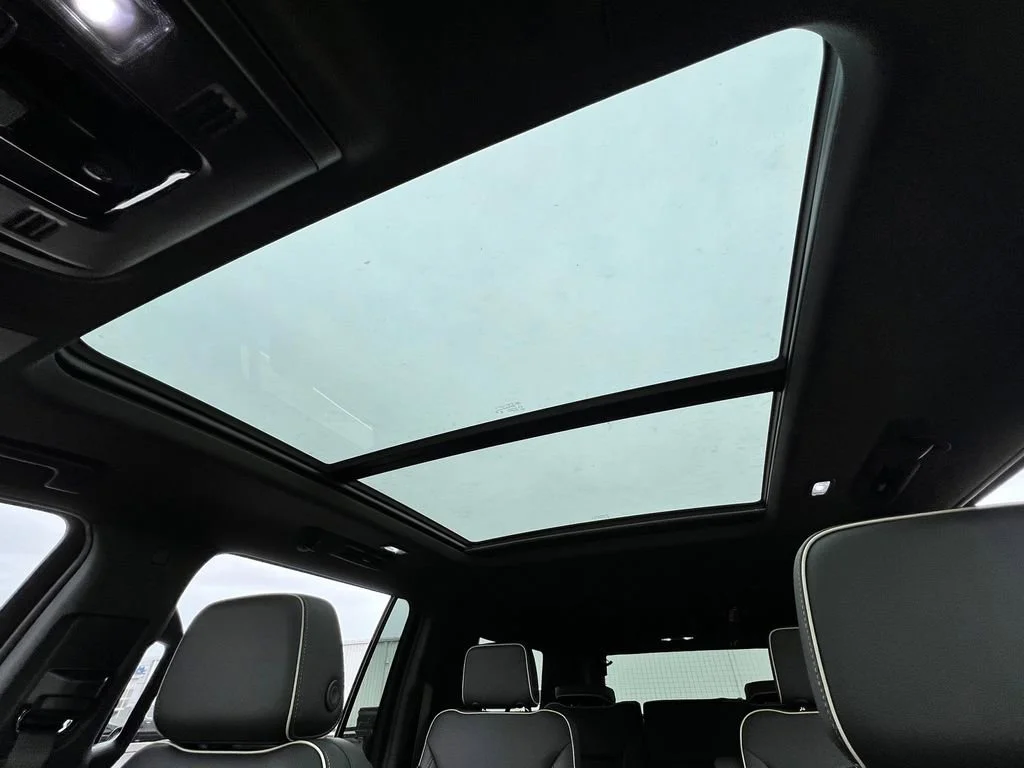 2026 Chevrolet Suburban Premier - Photo 27