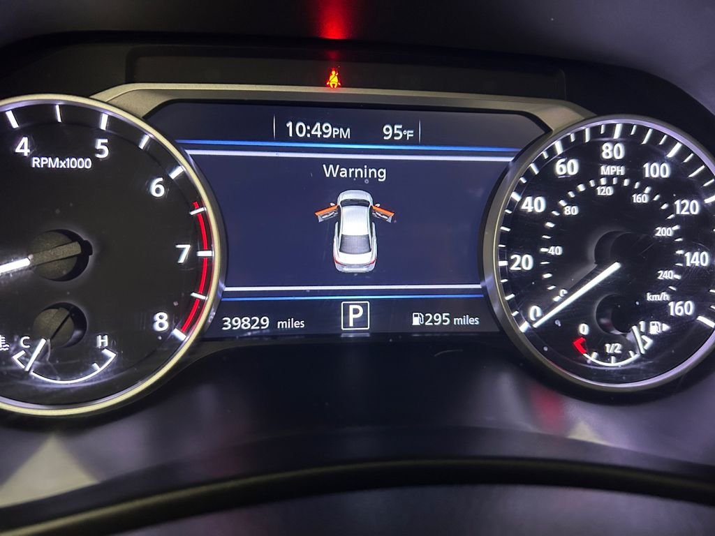 Used 2023 Gray Nissan SV image 10