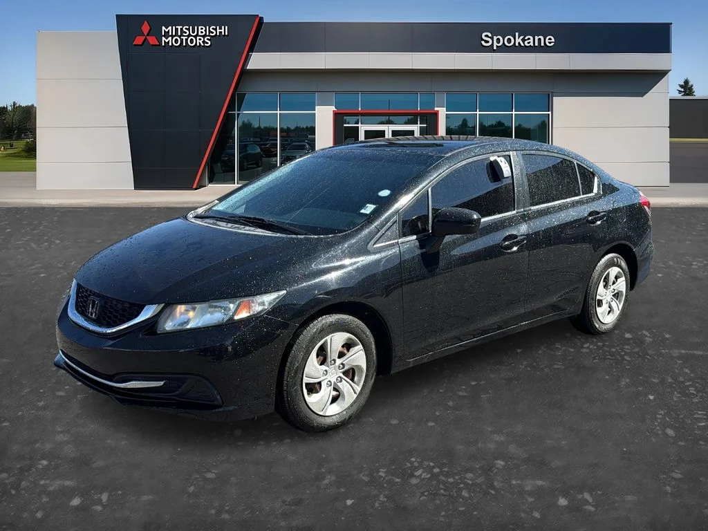 Used 2015 Crystal Black Pearl Honda LX image 3