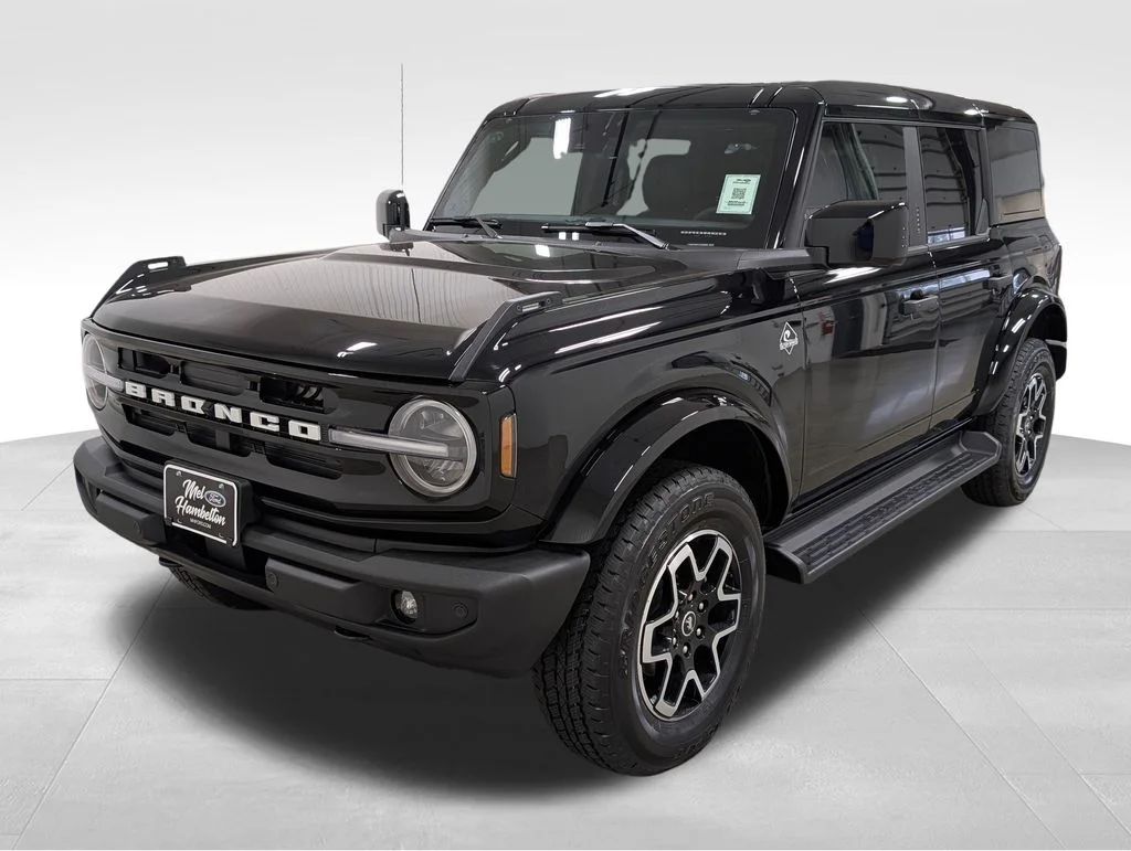 New 2026 Shadow Black Ford Outer Banks® image 19