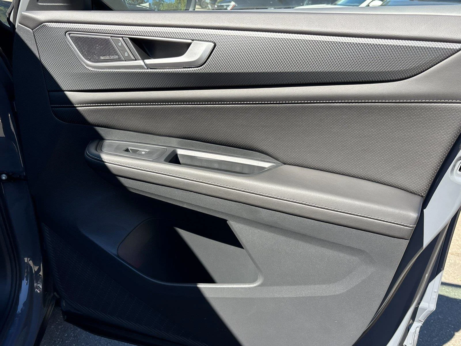 New 2026 Pure Gray Volkswagen 2.0T SEL Premium R-Line image 38