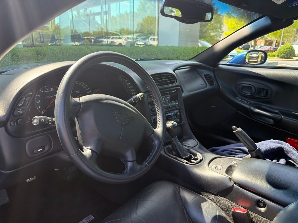 Used 2002 Electron Blue Metallic Chevrolet Z06 image 18
