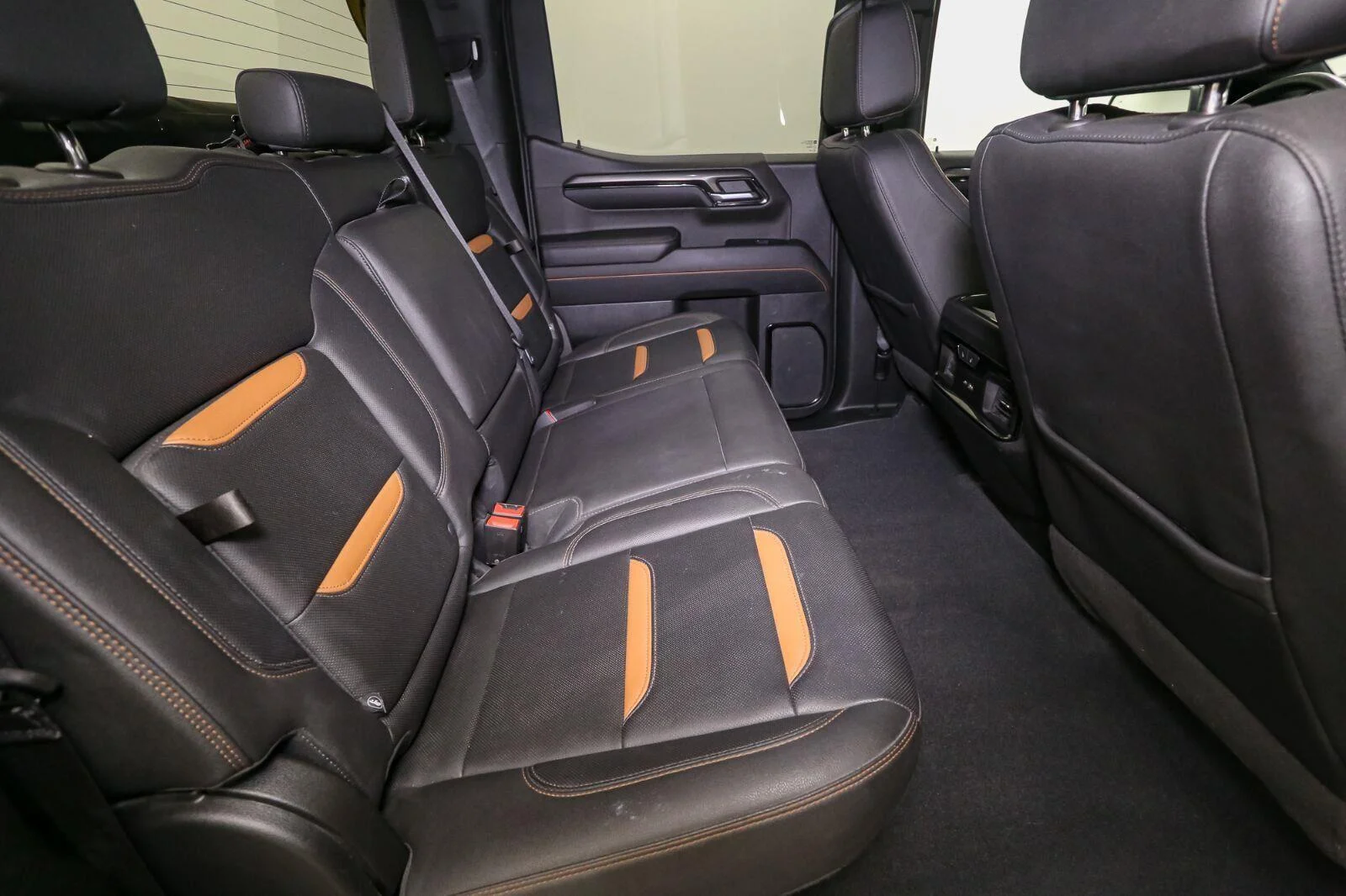Used 2023 Onyx Black GMC AT4 image 20
