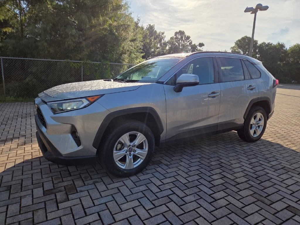 Certified Used 2021 Silver Toyota XLE image 3