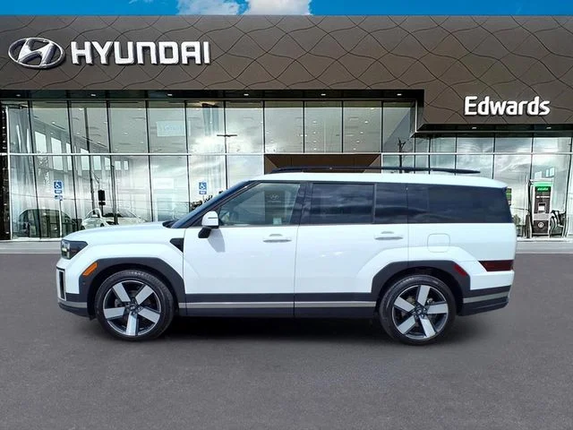 Used 2024 White Hyundai Limited image 3