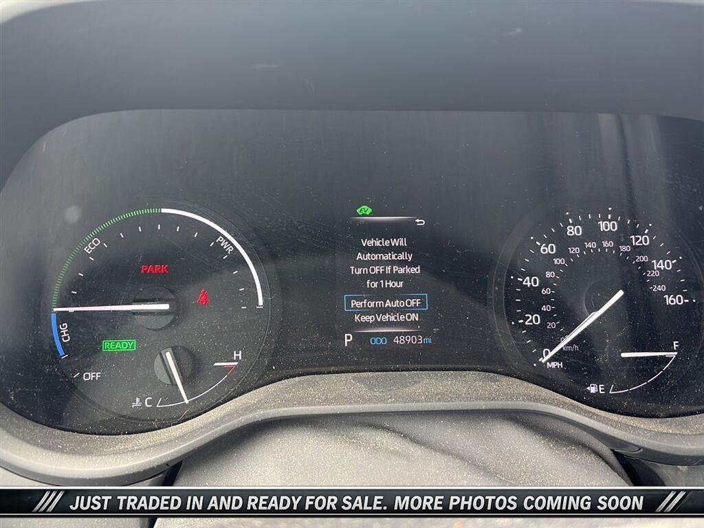 Used 2021  Toyota XLE image 8