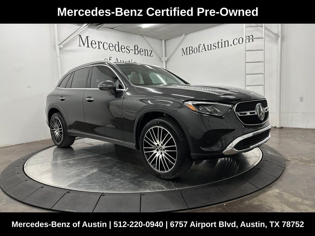 2026 Mercedes-Benz GLC GLC 300's photo