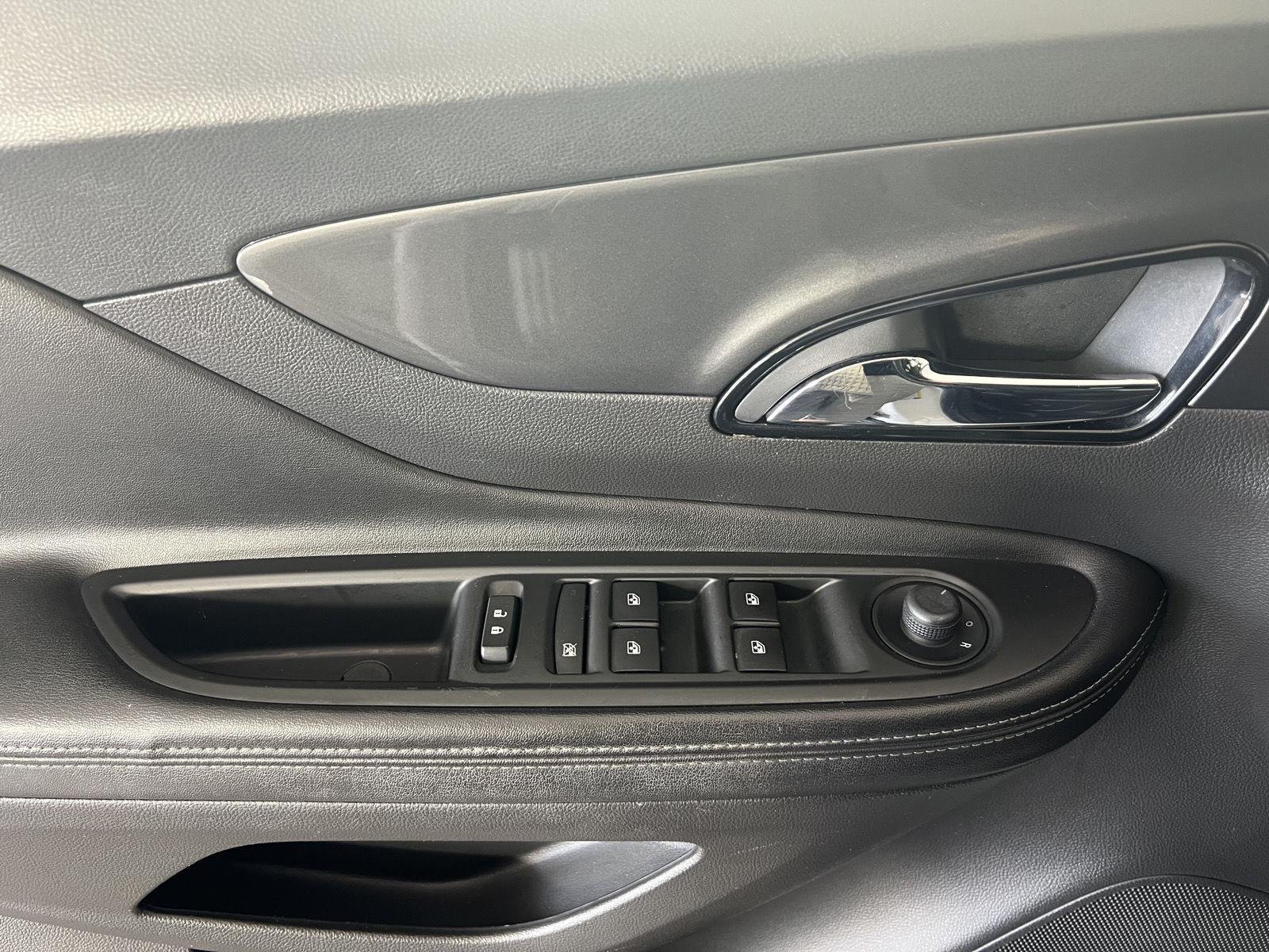 Used 2019 Summit White Buick Sport Touring image 13
