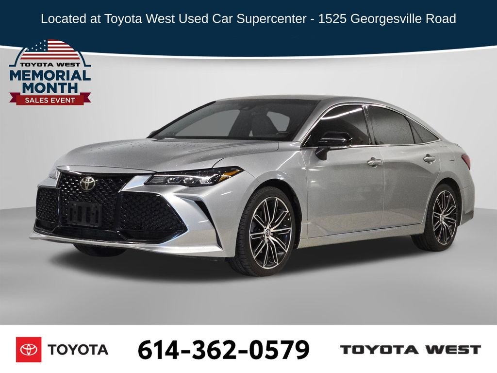 2019 Toyota Avalon XSE's photo