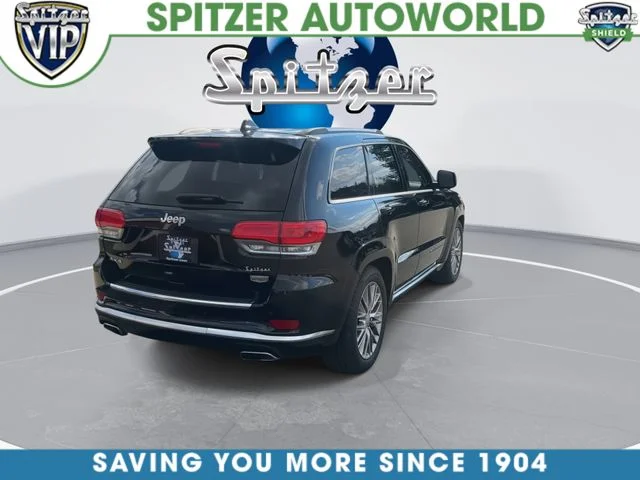 Used 2017 Diamond Black Jeep Summit image 9