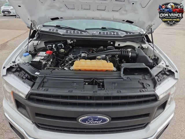 Used 2018 White Ford XL image 23